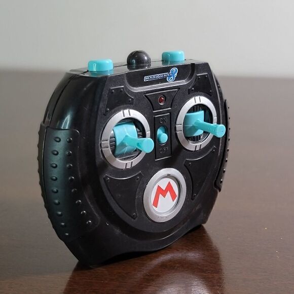 Nintendo Switch Super Mario Kart 8 RC Toy Mini Remote Control Car Racing Deluxe - Picture 11 of 12